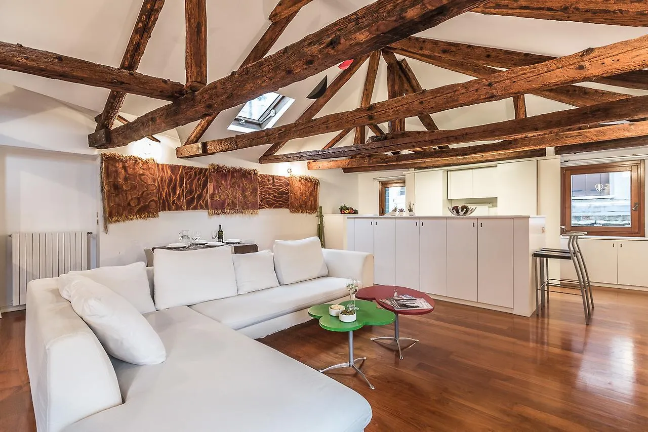 Ca' Malvasia Terrace Venice Apartment