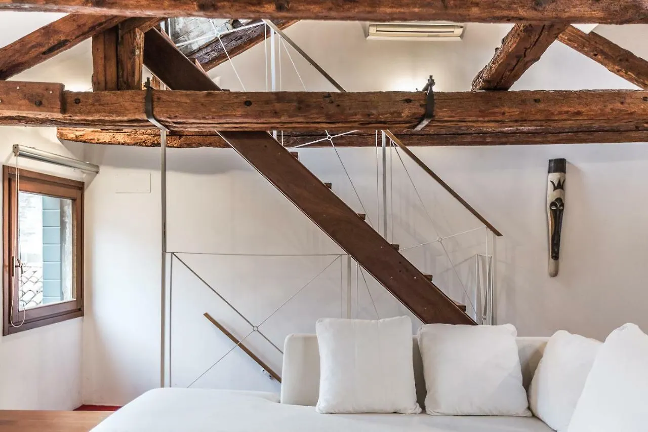 Ca' Malvasia Terrace Venice Apartment