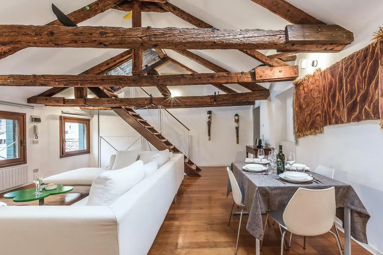 Ca' Malvasia Terrace Apartment Venice